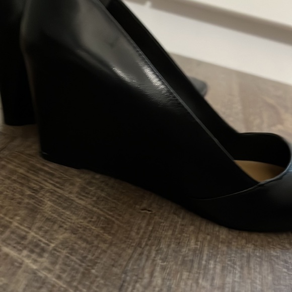 Franco Sarto black heels - Picture 2 of 3